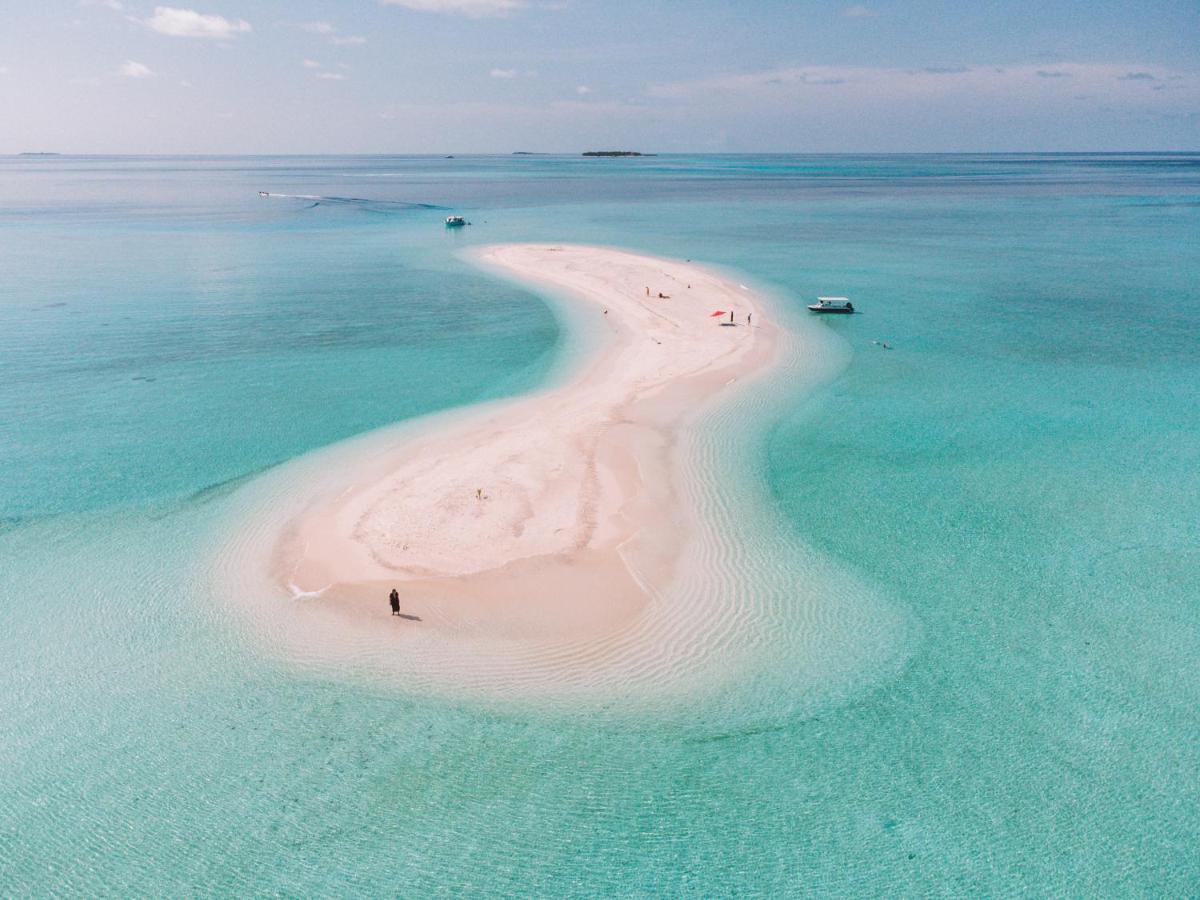 Готель Reef Edge Thulusdhoo, Maldives Екстер'єр фото